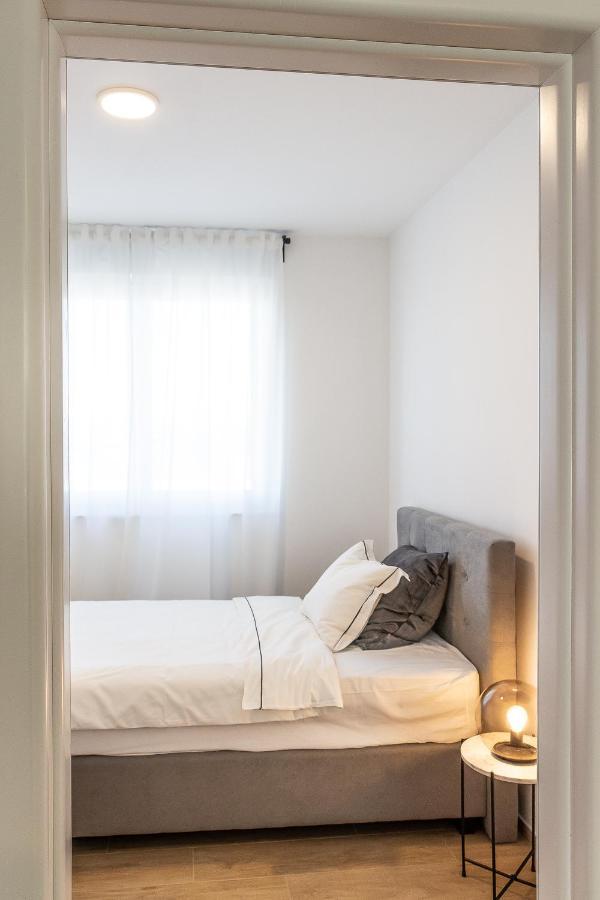 Hisa Bianca Apartments 코페르 외부 사진